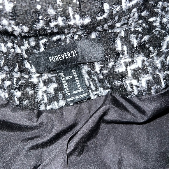 Forever 21 Tweed Jacket in Black & White - Size Medium - Picture 13 of 16